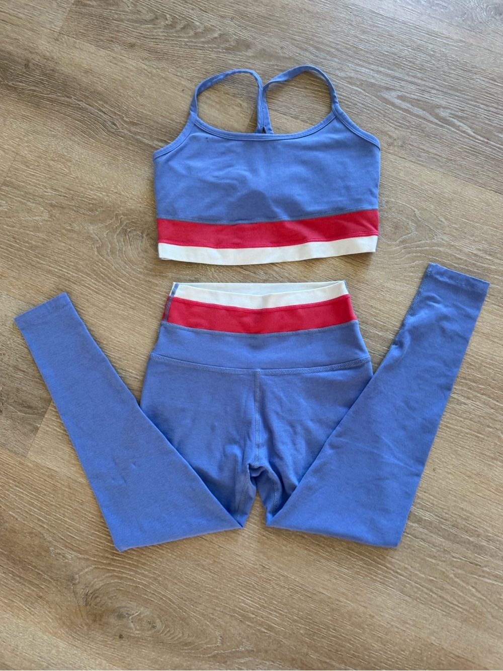 BEYOND YOGA color blocked set